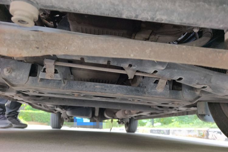 Used Wuling Hongguang 2013 1.5L Comfort Model Chassis Front
