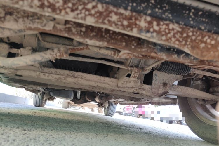 Used Wuling Hongguang 2013 1.5L Standard Version Chassis Front