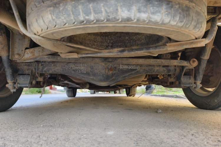 Used Wuling Hongguang 2013 1.5L Standard Version Chassis Rear