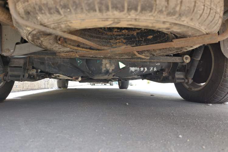 Used Wuling Hongguang 2013 1.5L S Comfort Model Chassis Rear