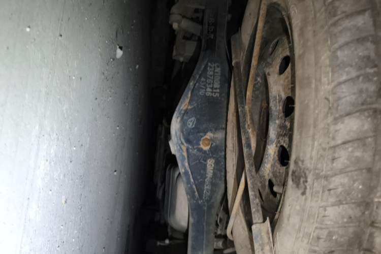 Used Wuling Hongguang 2013 1.5L Base Version Chassis Rear