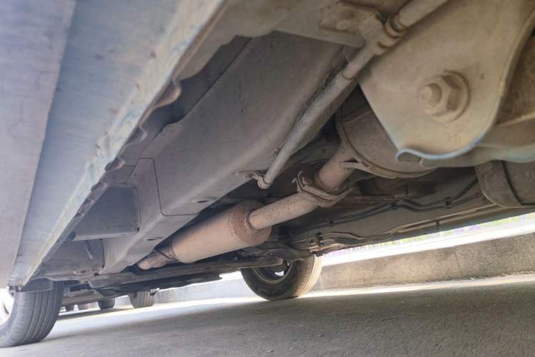 Used Wuling Hongguang 2013 1.2L S Comfort Model China IV Standard Chassis Rear Left