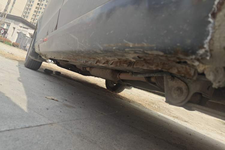 Used Wuling Hongguang 2013 1.5L Base Version Chassis Rear Left