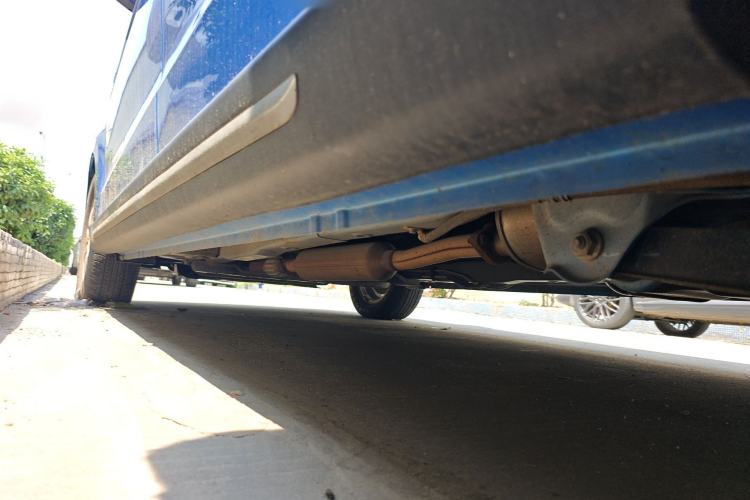 Used Wuling Hongguang 2013 1.5L S Comfort Model Chassis Rear Left