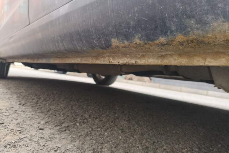 Used Wuling Hongguang 2013 1.5L Base Version Chassis Rear Left