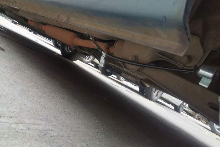 Used Wuling Hongguang 2013 1.5L Base Version Chassis Rear Left