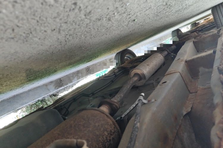 Used Wuling Hongguang 2013 1.5L Standard Version Chassis Rear Left