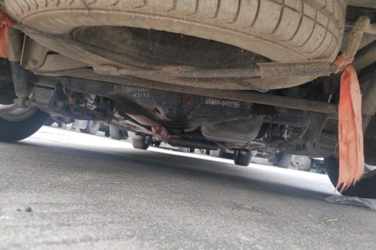Used Wuling Hongguang 2013 1.5L S Luxury Model Chassis Rear