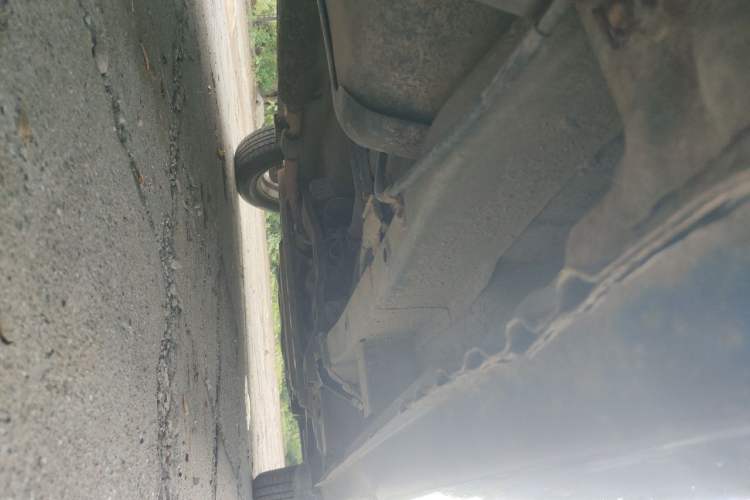 Used Wuling Hongguang 2013 1.5L Comfort Model Chassis Rear Right
