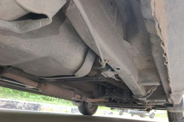 Used Wuling Hongguang 2013 1.5L Comfort Model Chassis Rear Right