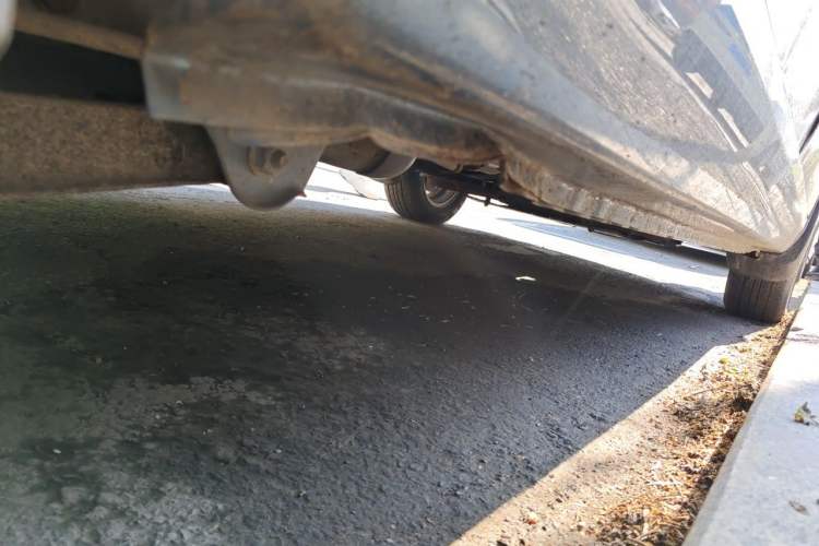 Used Wuling Hongguang 2013 1.5L Standard Version Chassis Rear Right