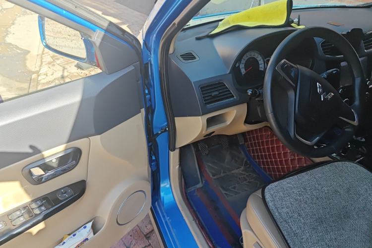 Used Wuling Hongguang 2013 1.5L S Luxury Model Driver Seat