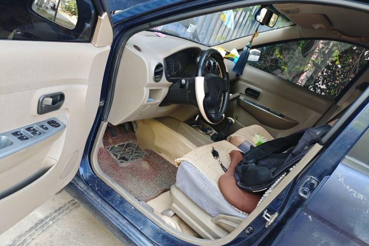 Used Wuling Hongguang 2013 1.5L Comfort Model Driver Seat