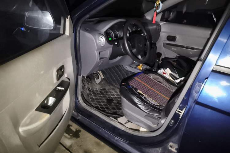 Used Wuling Hongguang 2013 1.5L Base Version Driver Seat