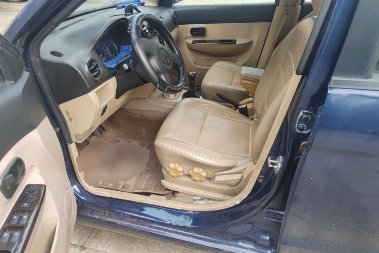 Used Wuling Hongguang 2013 1.5L S Luxury Model Driver Seat