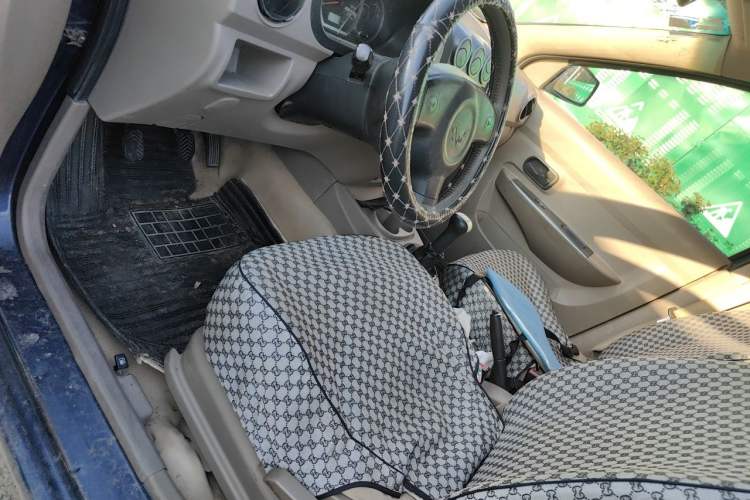Used Wuling Hongguang 2013 1.5L Standard Version Driver Seat
