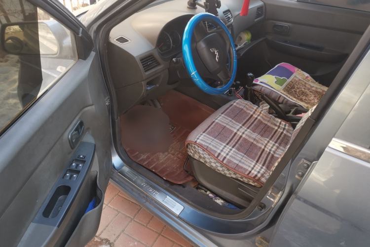 Used Wuling Hongguang 2013 1.5L Standard Version Driver Seat