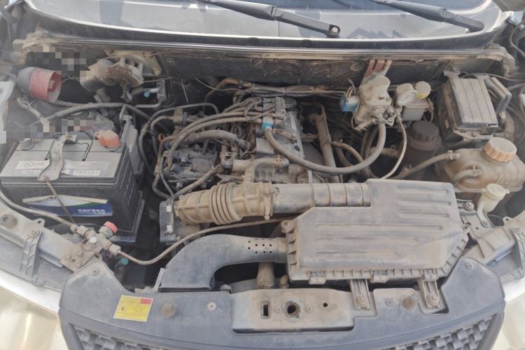 Used Wuling Hongguang 2013 1.5L Base Version Engine Bay