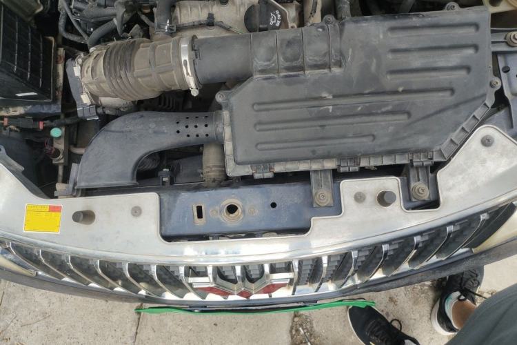 Used Wuling Hongguang 2013 1.5L Comfort Model Engine Bay