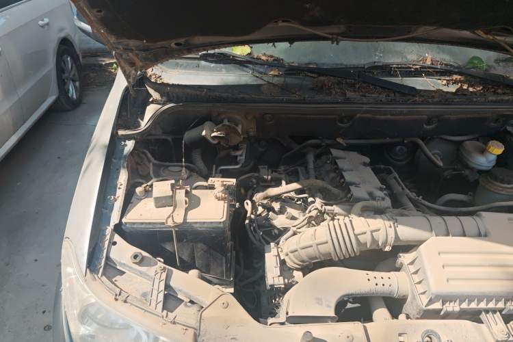 Used Wuling Hongguang 2013 1.5L S Comfort Model Engine Bay Right