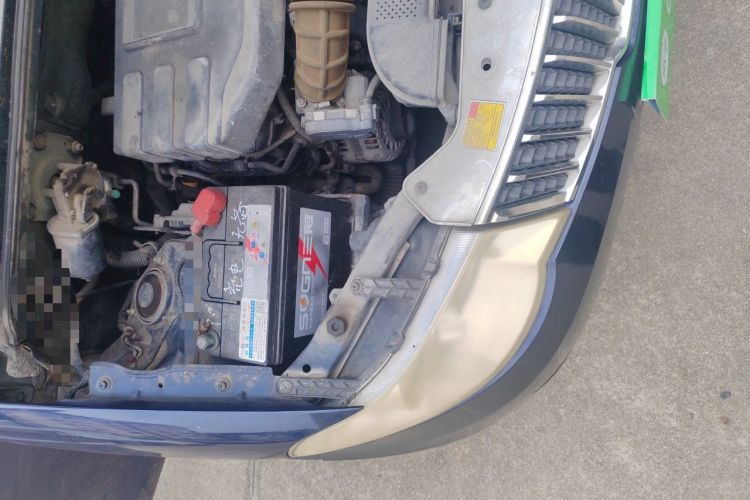 Used Wuling Hongguang 2013 1.5L S Luxury Model Engine Bay Right