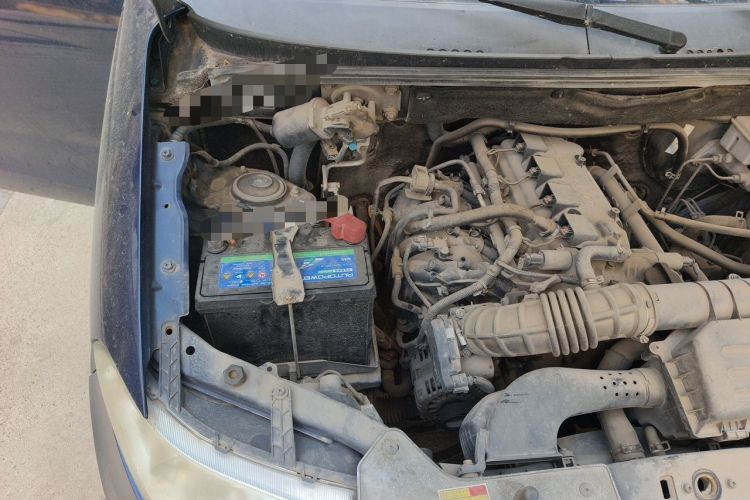 Used Wuling Hongguang 2013 1.5L Comfort Model Engine Bay Right