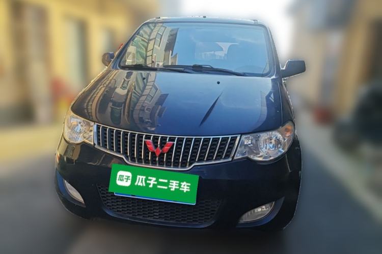 Used Wuling Hongguang 2013 1.5L Comfort Model Front