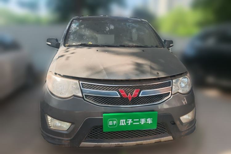 Used Wuling Hongguang 2013 1.5L S Comfort Model Front