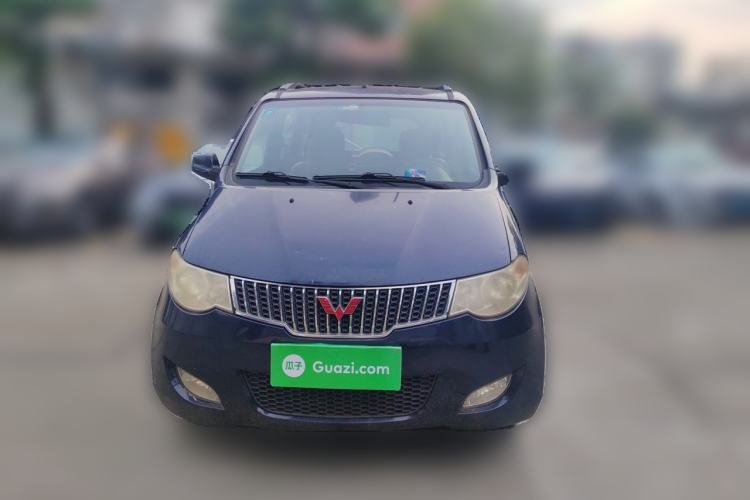 Used Wuling Hongguang 2013 1.5L S Luxury Model Front