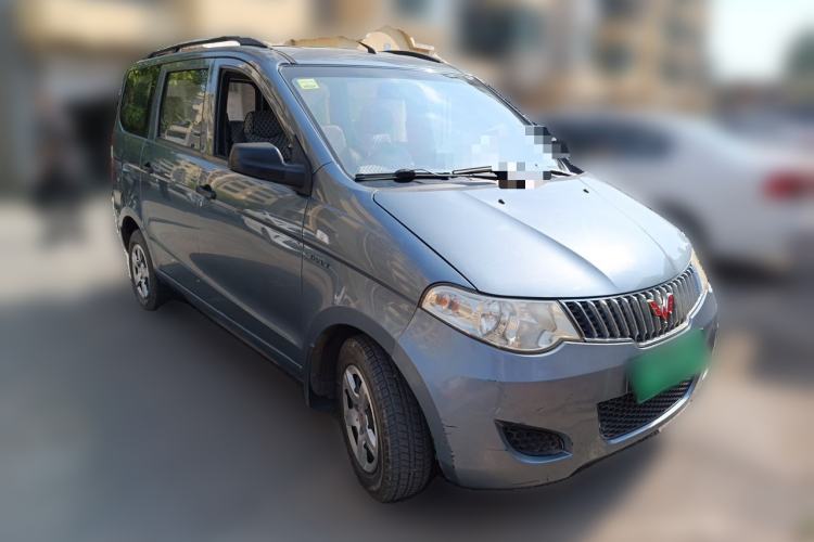 Used Wuling Hongguang 2013 1.5L Base Version Front Right 45 Deg