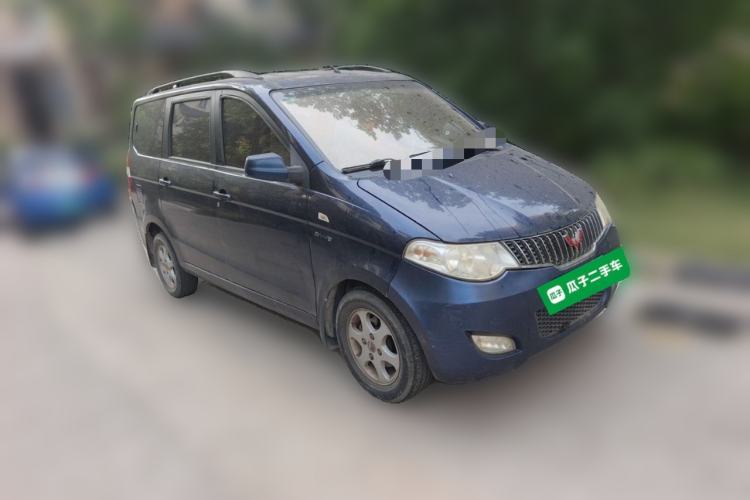 Used Wuling Hongguang 2013 1.5L Comfort Model Front Right 45 Deg