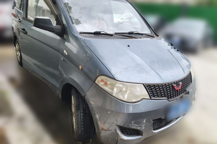 Used Wuling Hongguang 2013 1.5L Base Version Front Right 45 Deg