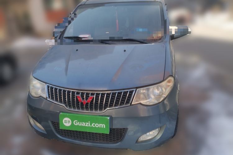 Used Wuling Hongguang 2013 1.5L Standard Version Front