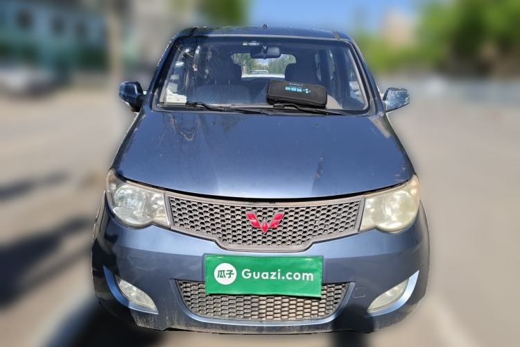 Used Wuling Hongguang 2013 1.5L Standard Version Front