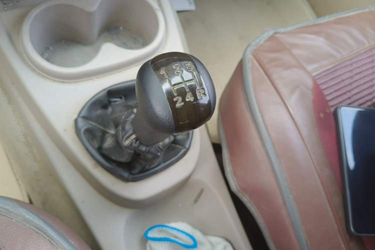 Used Wuling Hongguang 2013 1.5L Luxury Model Gear Lever