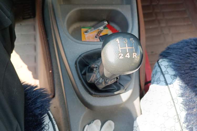 Used Wuling Hongguang 2013 1.5L Base Version Gear Lever