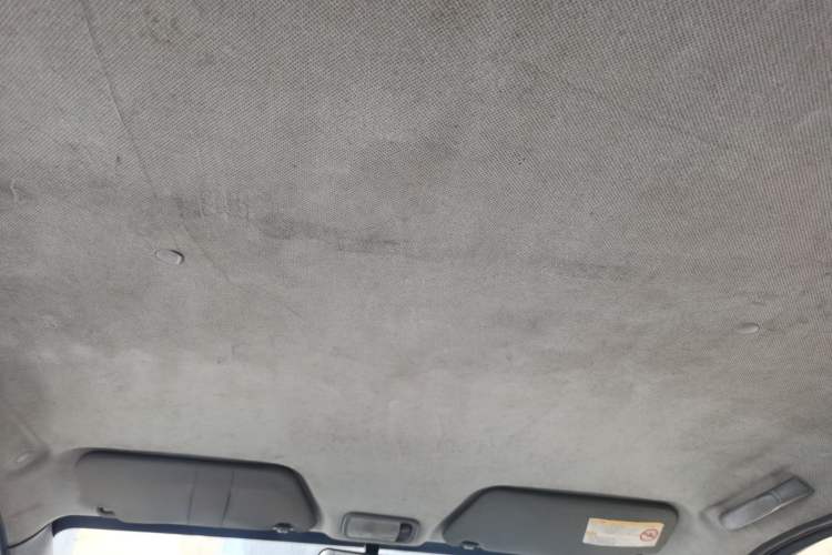 Used Wuling Hongguang 2013 1.2L S Comfort Model China IV Standard Headliner