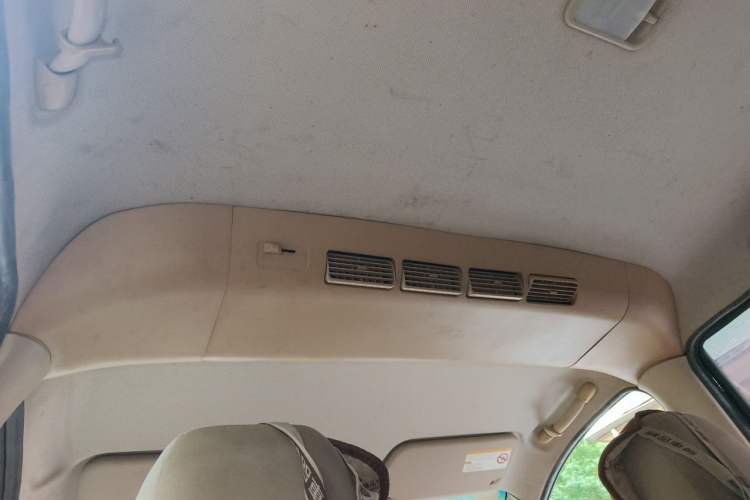 Used Wuling Hongguang 2013 1.5L Comfort Model Headliner