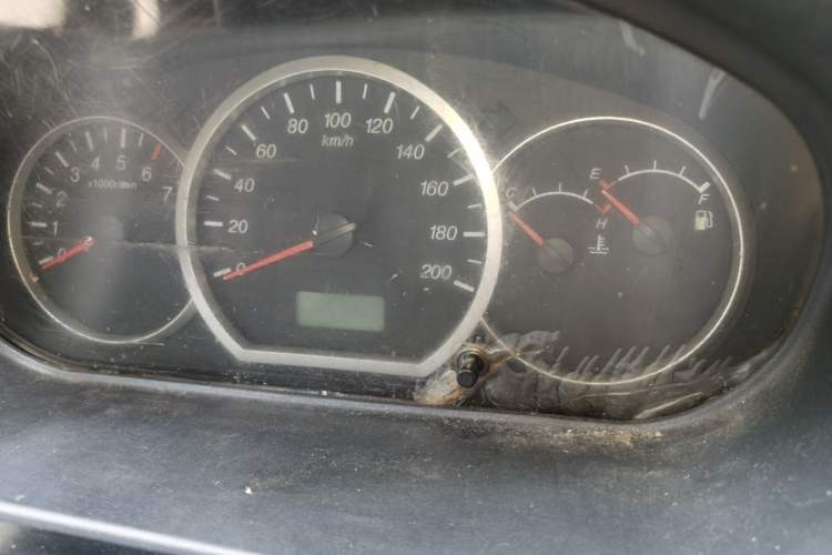 Used Wuling Hongguang 2013 1.2L S Comfort Model China IV Standard Instrument Cluster