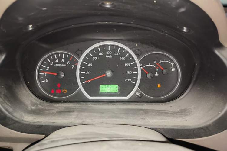 Used Wuling Hongguang 2013 1.5L Standard Version Instrument Cluster