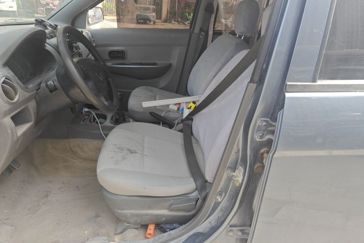 Used Wuling Hongguang 2013 1.5L Base Version Left Front Seat
