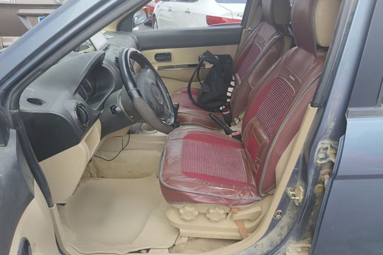 Used Wuling Hongguang 2013 1.5L Luxury Model Left Front Seat