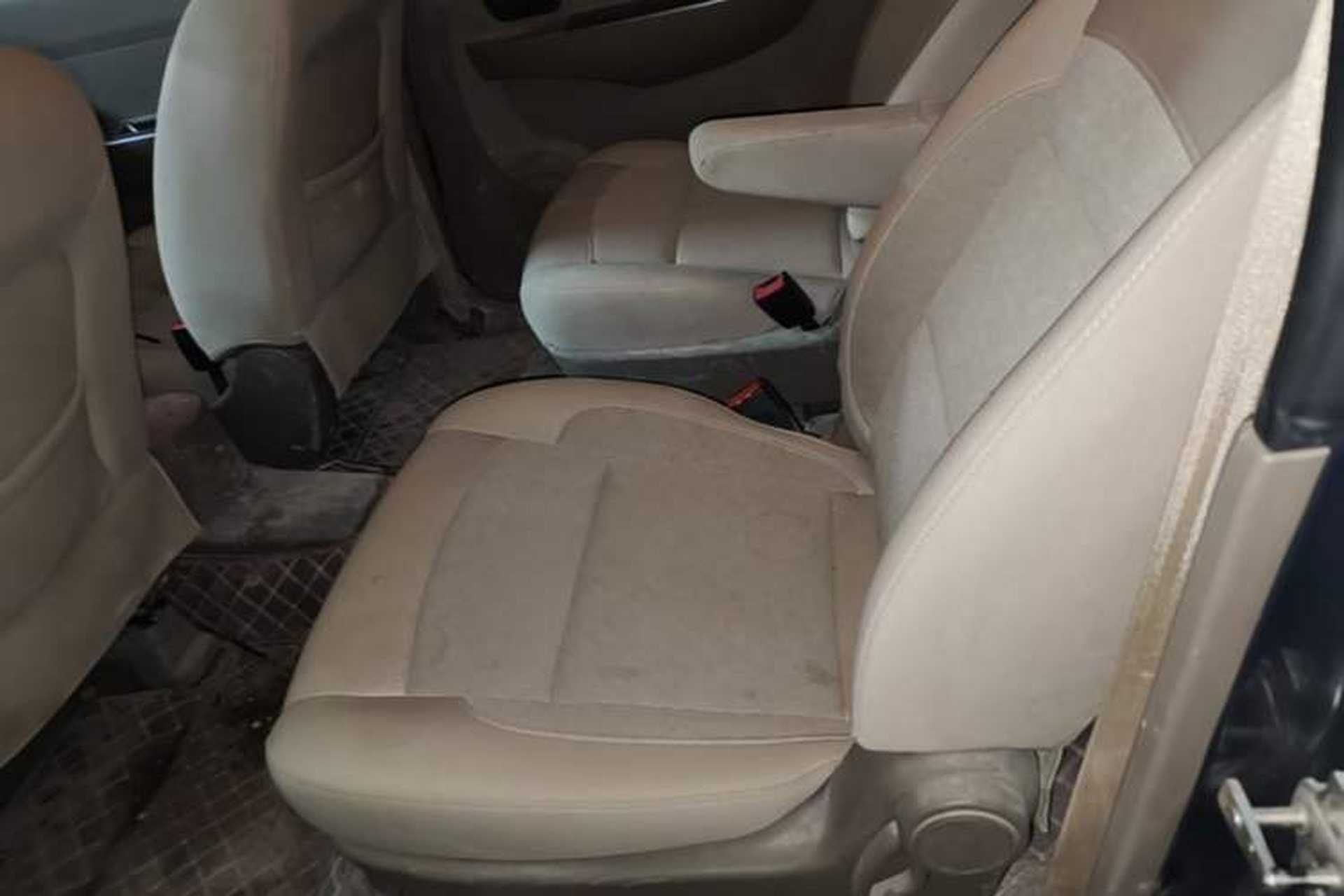 Used Wuling Hongguang 2013 1.5L Standard Version Left Rear Seat
