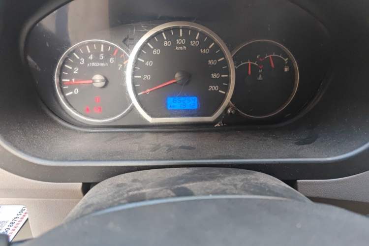 Used Wuling Hongguang 2013 1.5L Comfort Model Odometer Close Up