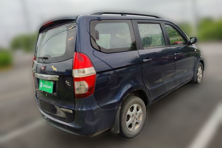 Used Wuling Hongguang 2013 1.5L Luxury Model Rear Right 45 Deg