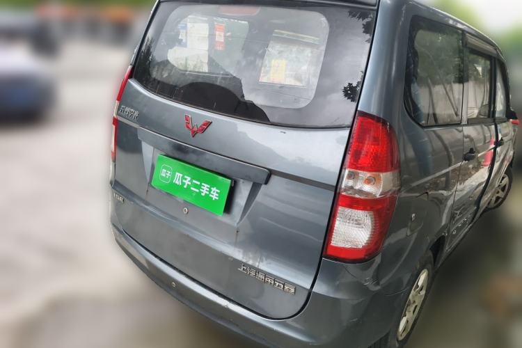 Used Wuling Hongguang 2013 1.5L Base Version Rear