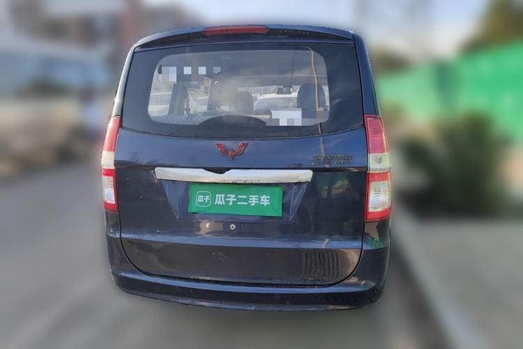 Used Wuling Hongguang 2013 1.5L Standard Version Rear