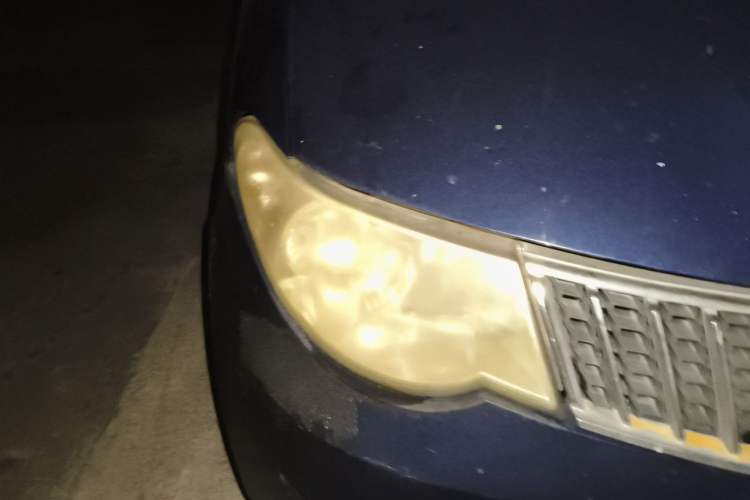 Used Wuling Hongguang 2013 1.5L Base Version Right Front Headlight