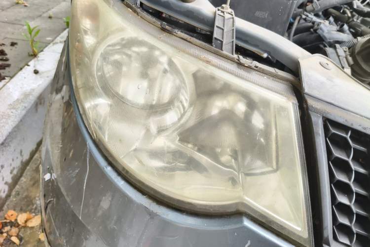 Used Wuling Hongguang 2013 1.5L Base Version Right Front Headlight