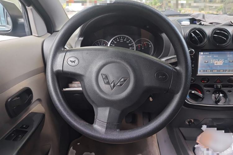 Used Wuling Hongguang 2013 1.5L Base Version Steering Wheel
